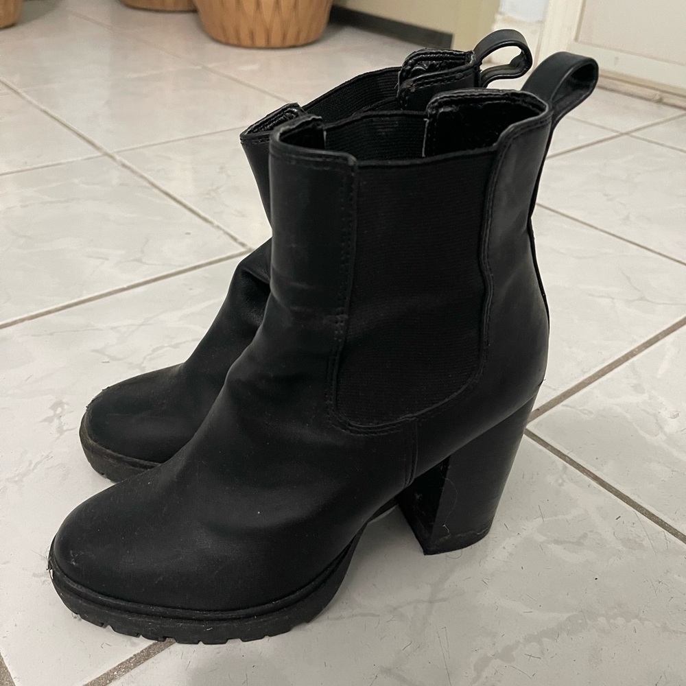 Steve Madden Black Ankle Booties